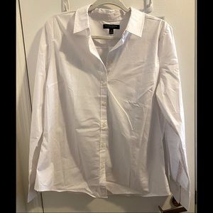 Banana Republic size 14 white button down shirt